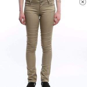 NWOT: Dickies khaki size 5 skinny jeans